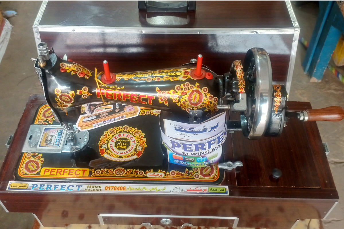 Perfect Sewing Machine ® With Cover Box