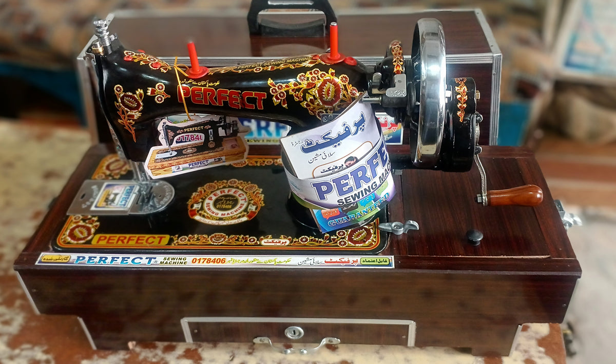 Perfect Sewing Machine ® With Cover Box
